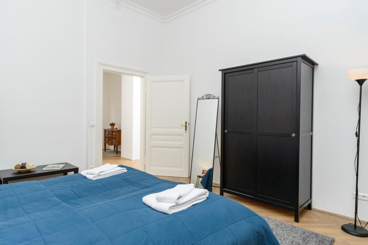 Senator Suite Stephansplatz By Ichbucheat Vienna Exterior photo