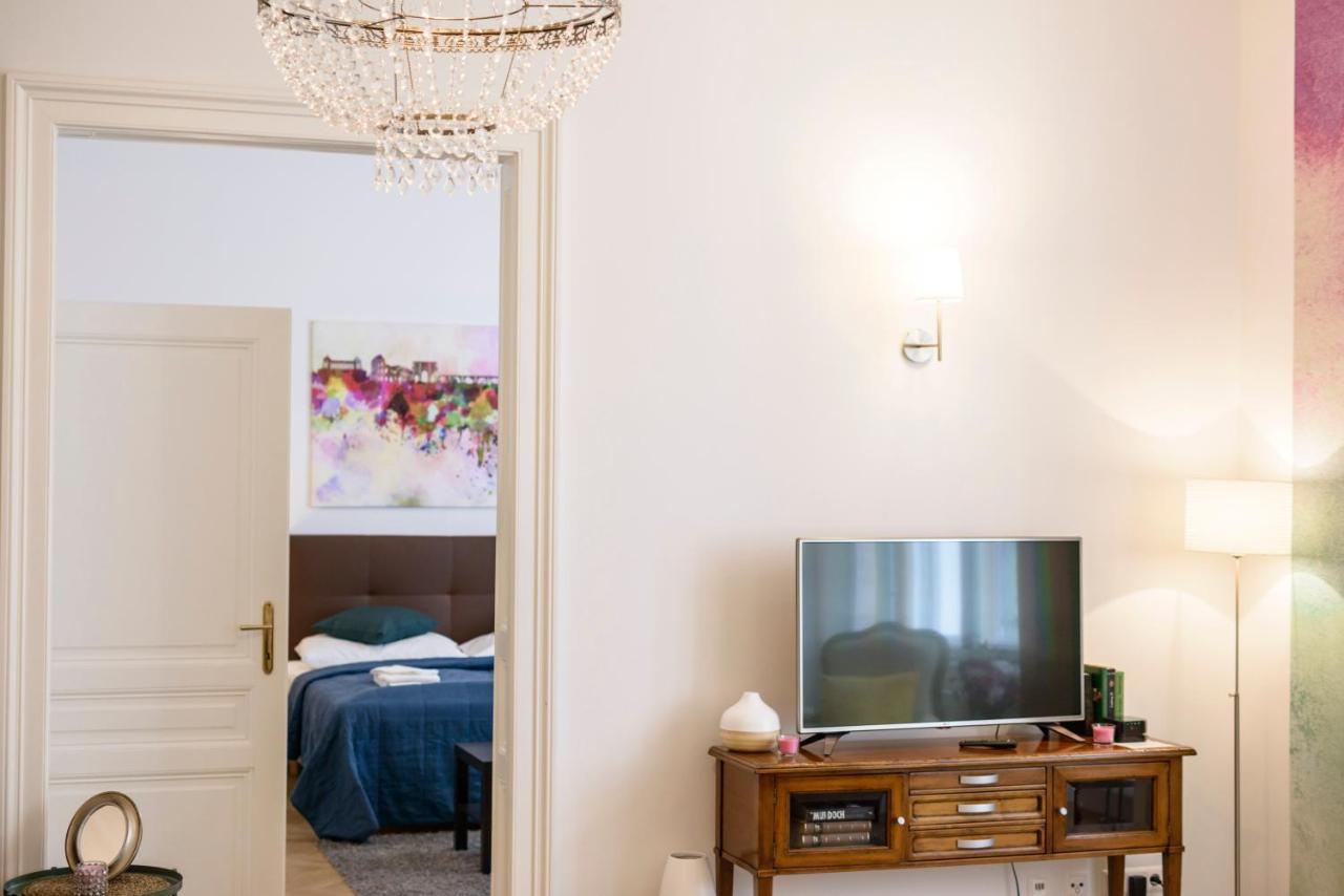 Senator Suite Stephansplatz By Ichbucheat Vienna Exterior photo