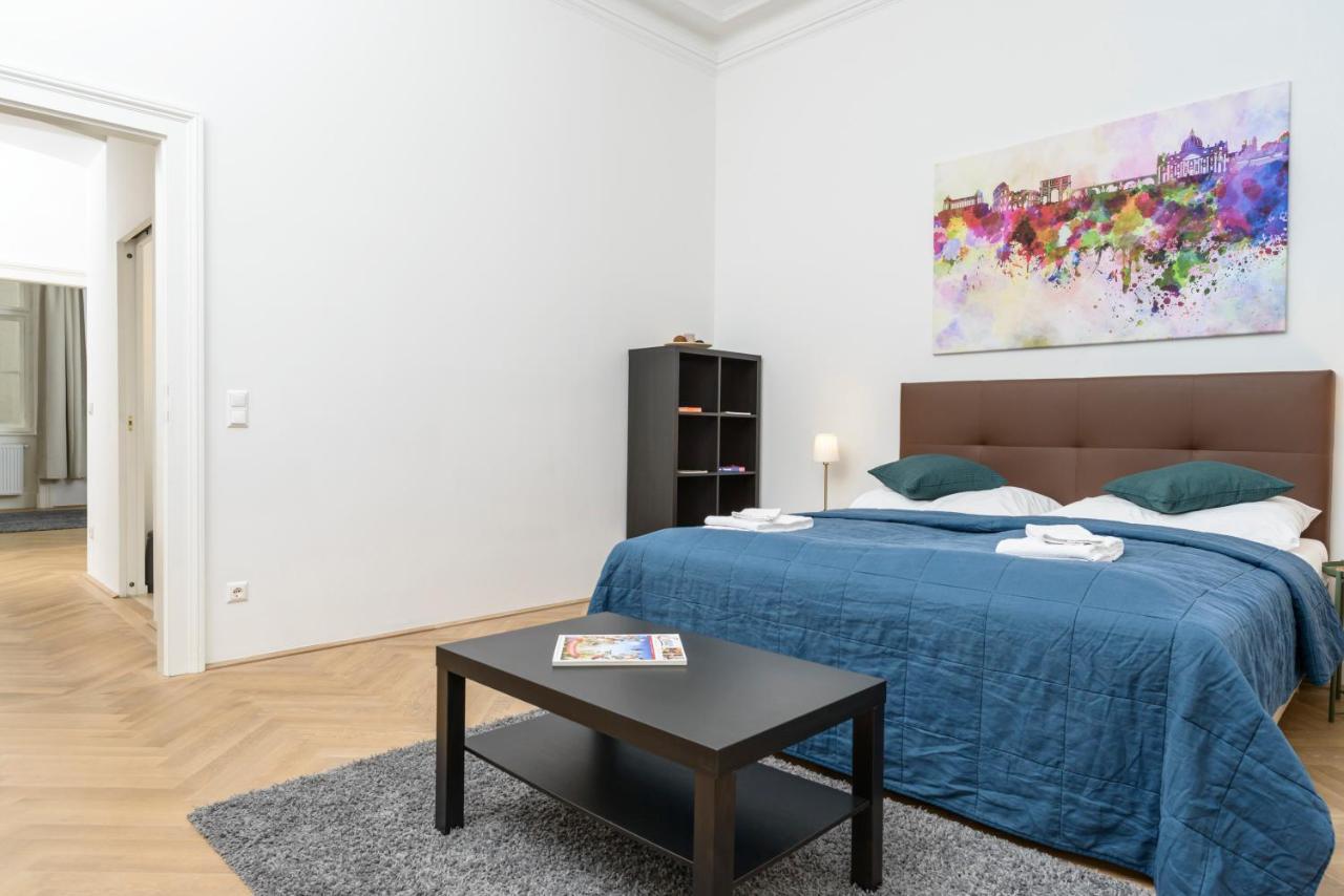 Senator Suite Stephansplatz By Ichbucheat Vienna Exterior photo
