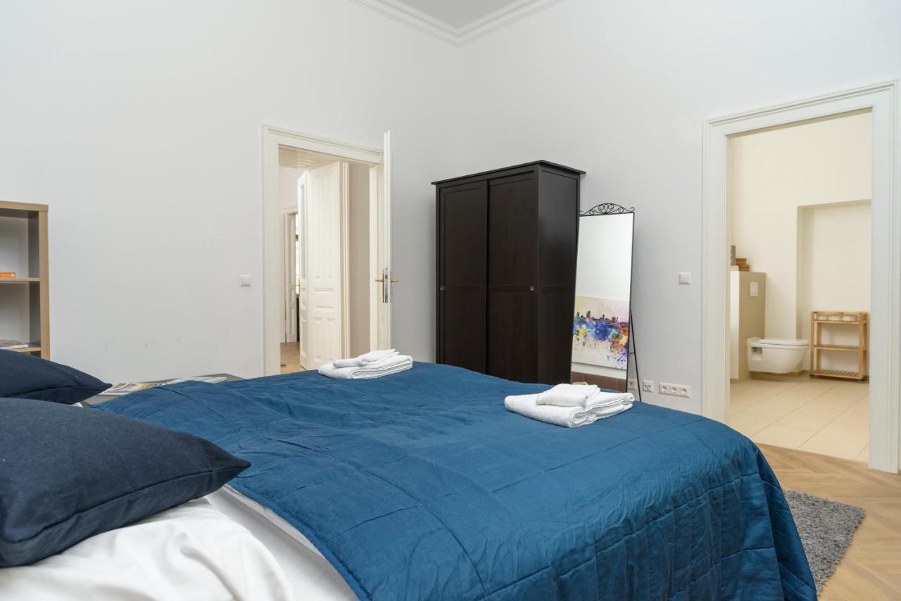 Senator Suite Stephansplatz By Ichbucheat Vienna Exterior photo