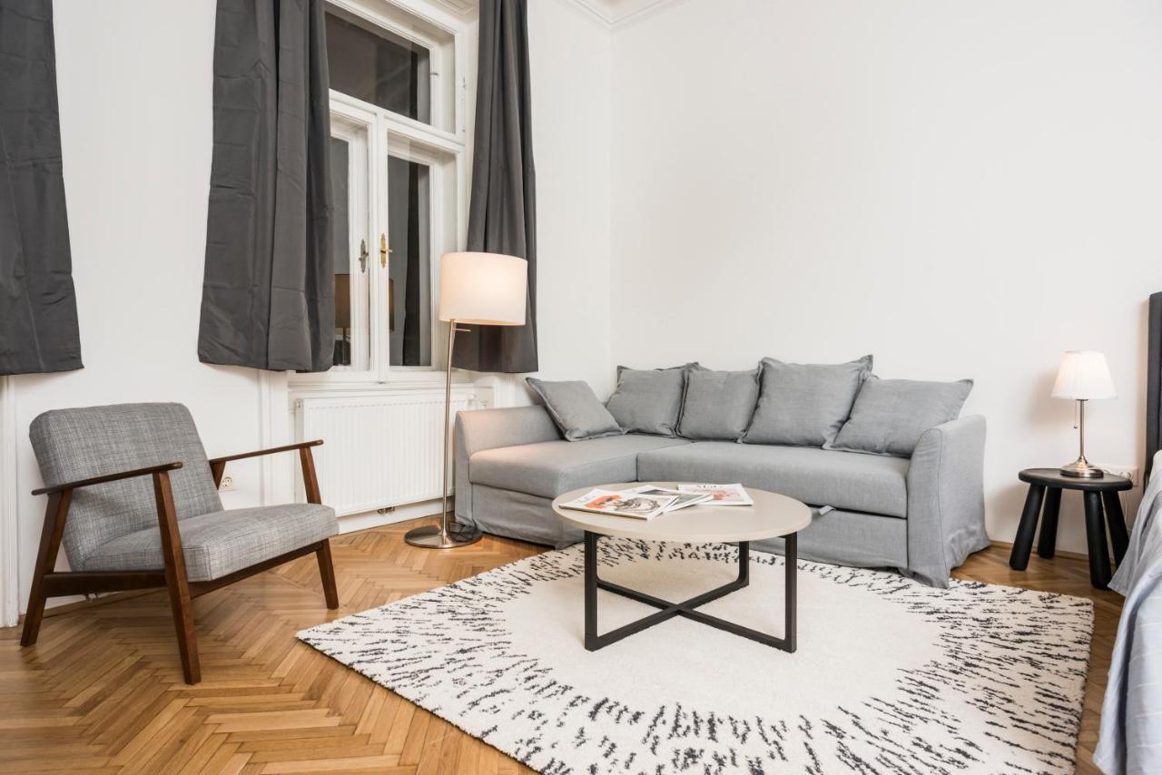 Senator Suite Stephansplatz By Ichbucheat Vienna Exterior photo