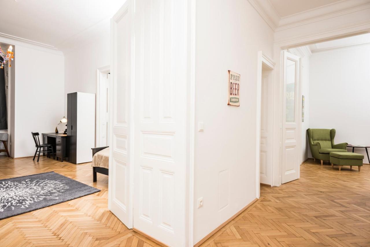 Senator Suite Stephansplatz By Ichbucheat Vienna Exterior photo