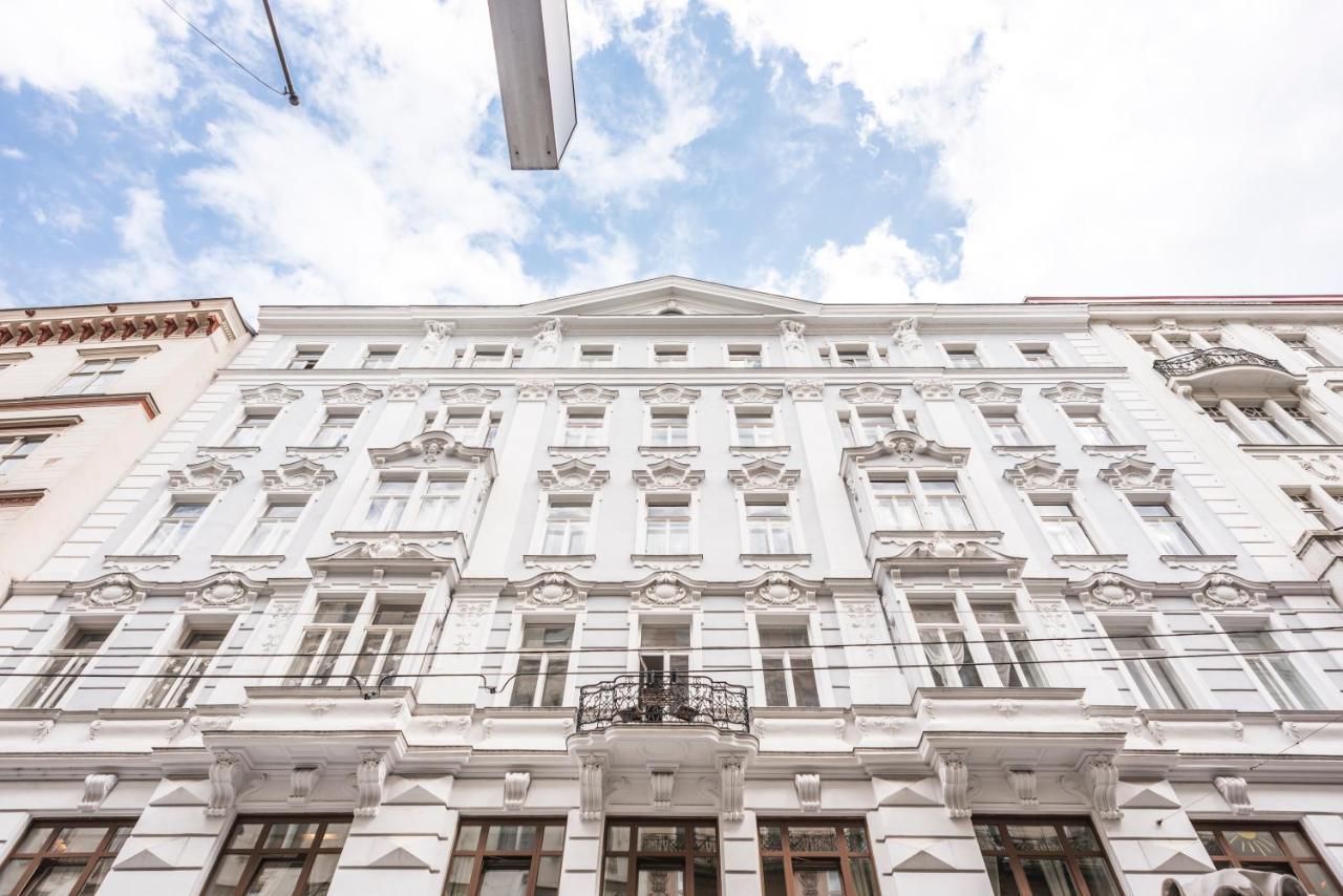 Senator Suite Stephansplatz By Ichbucheat Vienna Exterior photo