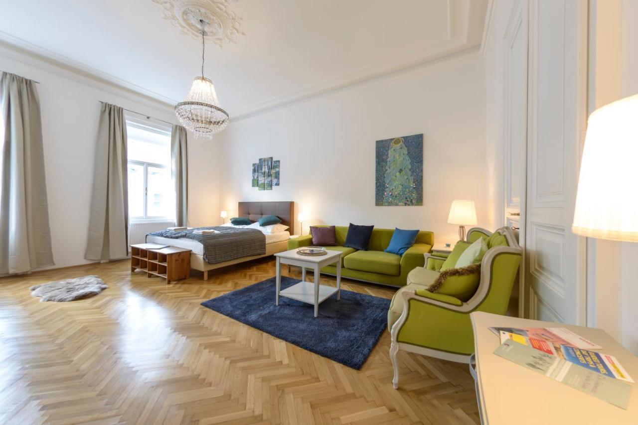 Senator Suite Stephansplatz By Ichbucheat Vienna Exterior photo