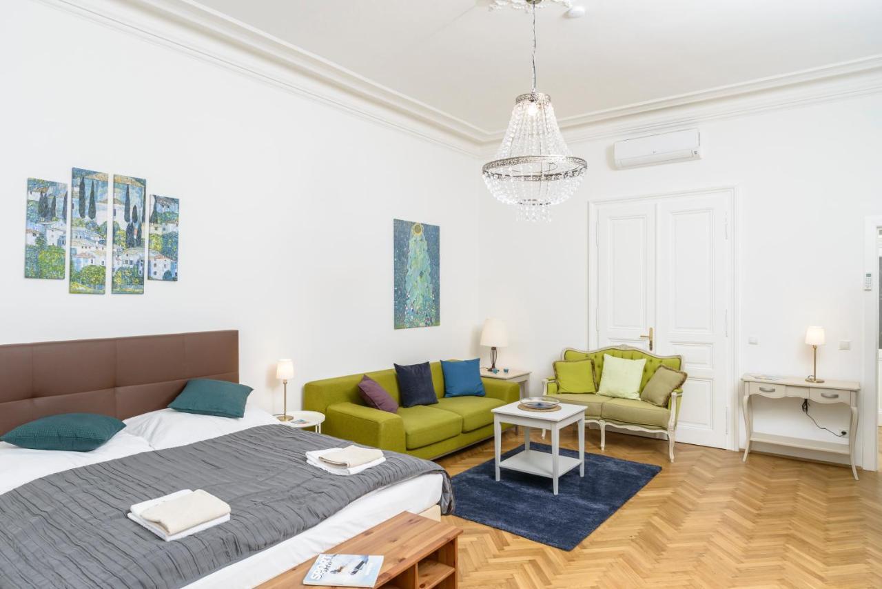 Senator Suite Stephansplatz By Ichbucheat Vienna Exterior photo